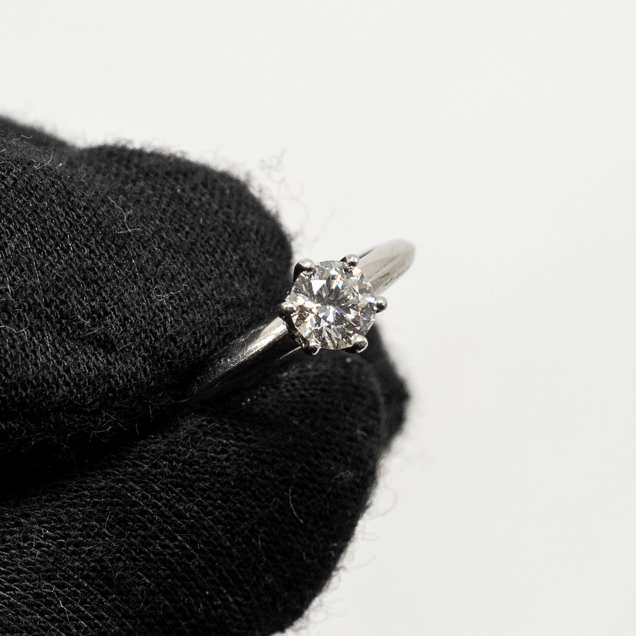 TIFFANY DIAMOND RING 0.41CT I COLOUR VVS2