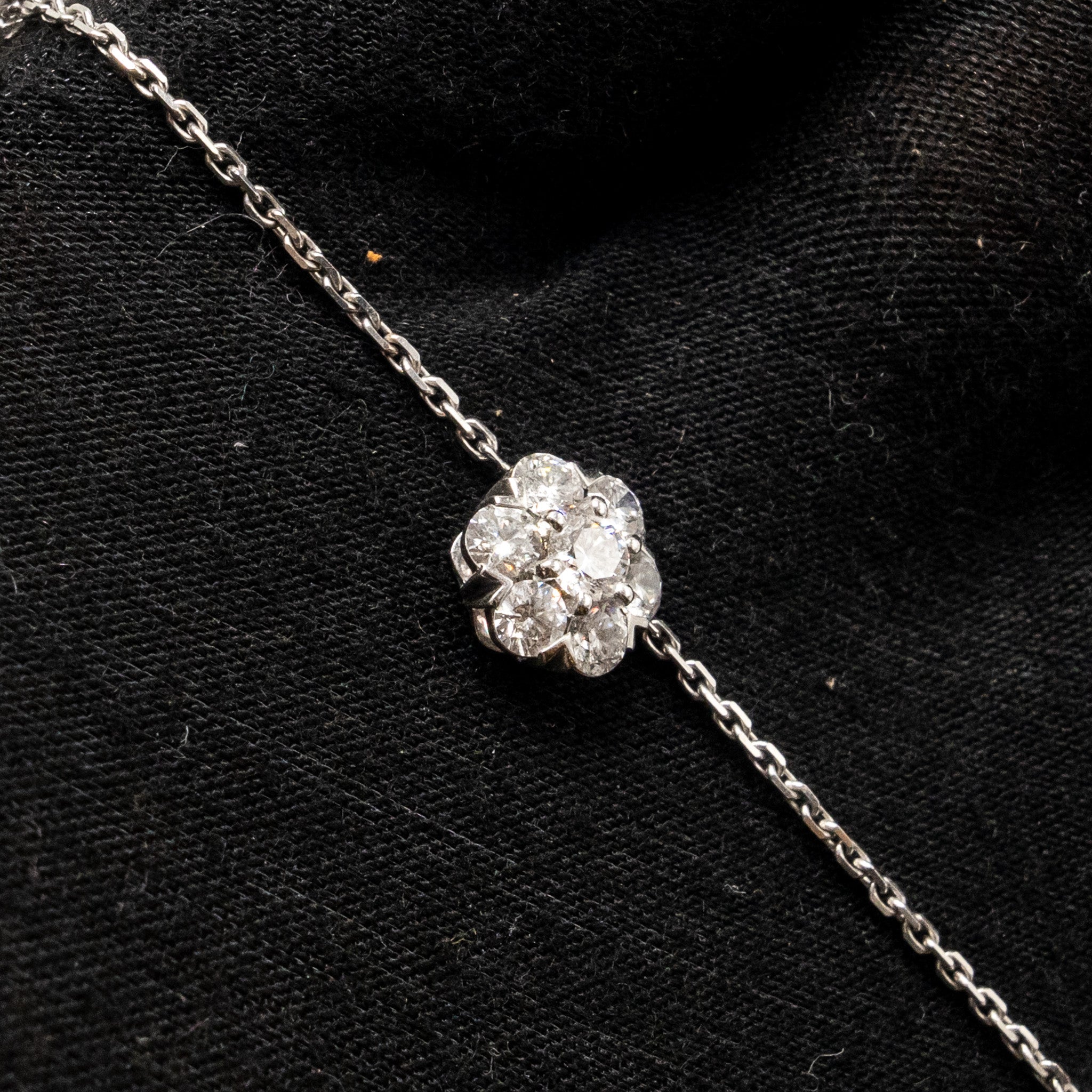 VAN CLEEF & ARPELS FLEURETTE 5-FLOWER NECKLACE LARGE MODEL WHITE GOLD DIAMONDS