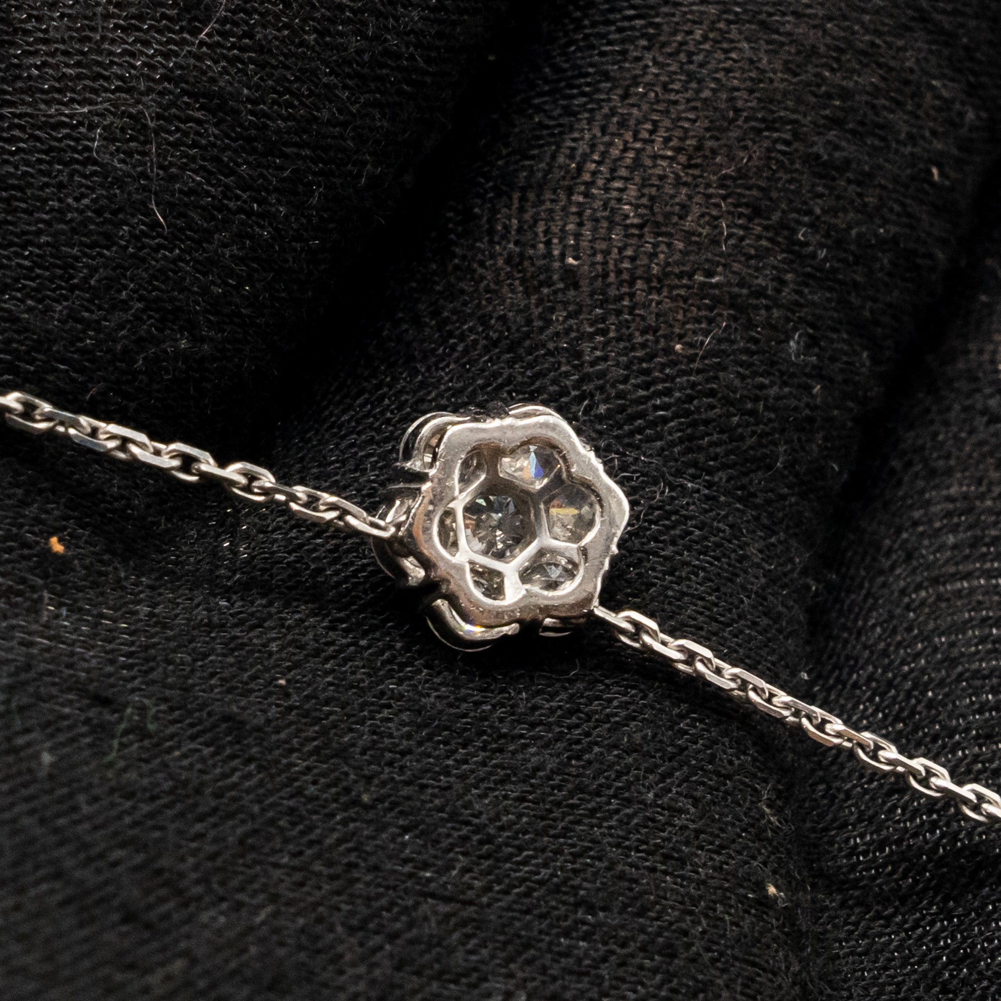 VAN CLEEF & ARPELS FLEURETTE 5-FLOWER NECKLACE LARGE MODEL WHITE GOLD DIAMONDS
