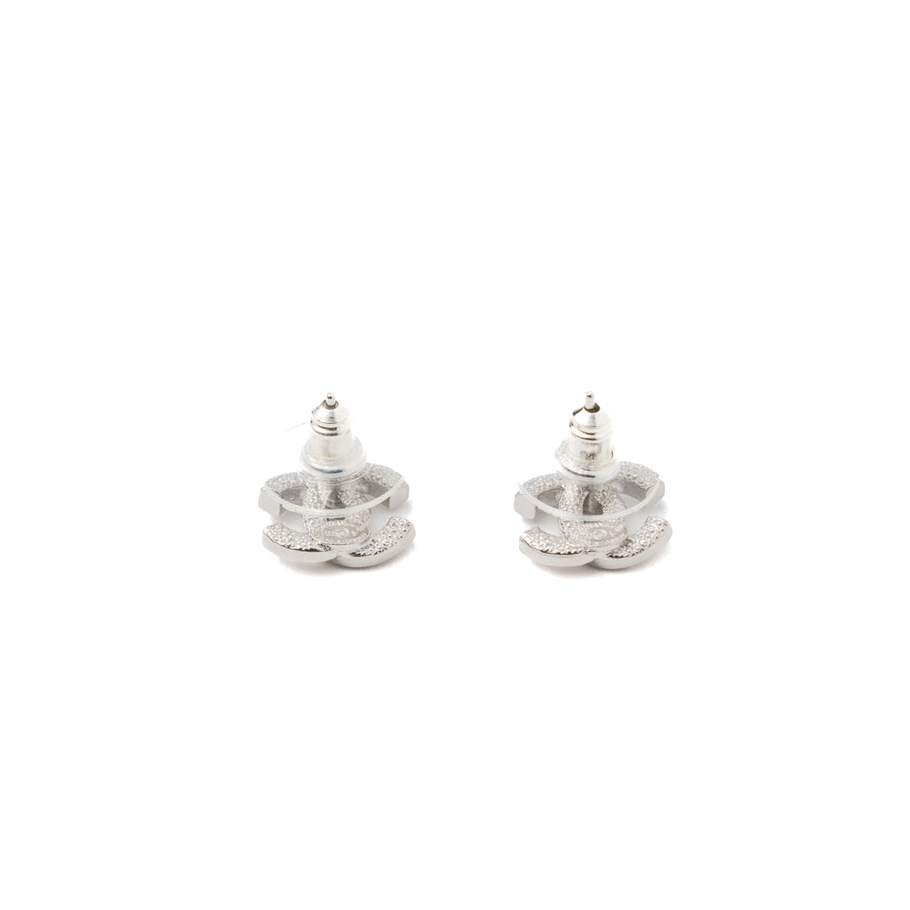 CHANEL CLASSIC MINI CC LOGO EARRINGS SILVER TONE