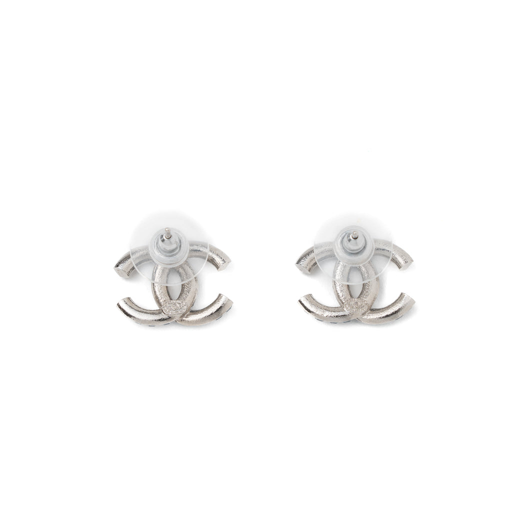 CHANEL CC LOGO CRYSTAL EARRING SLIVER TONE